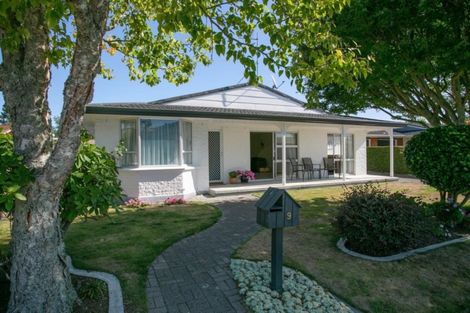 Photo of property in 9 Woodstock Crescent, Leamington, Cambridge, 3432