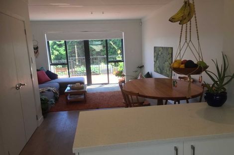 Photo of property in 4/2 Brandon Road, Glen Eden, Auckland, 0602