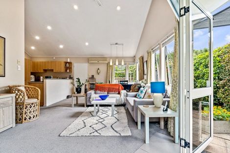 Photo of property in 2a Douglas Street, Kensington, Whangarei, 0112