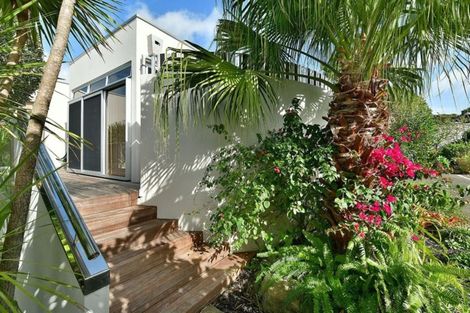 Photo of property in 39 Island View Drive, Gulf Harbour, Whangaparaoa, 0930