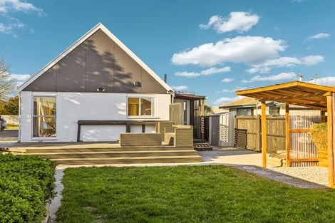 Photo of property in 301 Hendersons Road, Hoon Hay, Christchurch, 8025