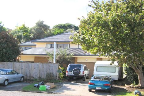 Photo of property in 74 Hattaway Avenue, Bucklands Beach, Auckland, 2012
