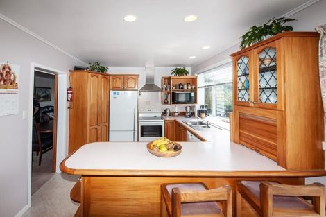 Photo of property in 27 Cranwell Street, Churton Park, Wellington, 6037