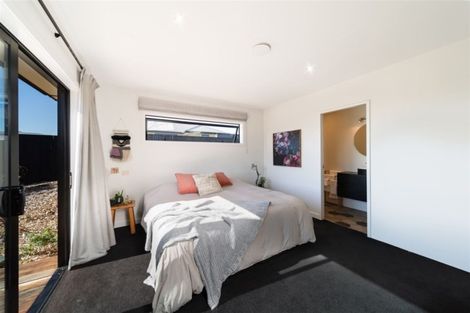 Photo of property in 31 Alice Burn Drive, Luggate, Wanaka, 9383