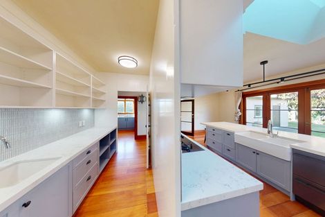Photo of property in 10 Saint Johns Avenue, Palmerston North, 4414