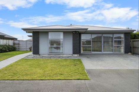 Photo of property in 10 Shale Court, Rolleston, 7614