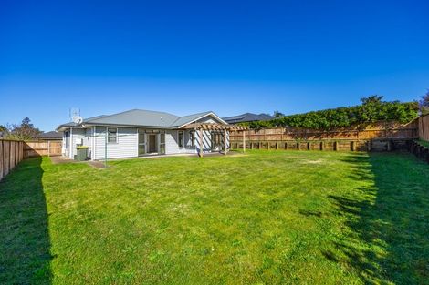 Photo of property in 6 Malbec Place, Huapai, Kumeu, 0810