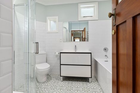 Photo of property in 20 Imlay Crescent, Ngaio, Wellington, 6035