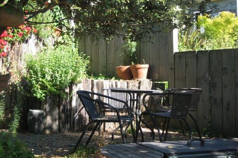 Photo of property in 19 Queens Road, Stepneyville, Nelson, 7010