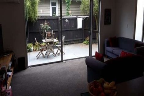 Photo of property in 2/670 Ferry Road, Woolston, Christchurch, 8023