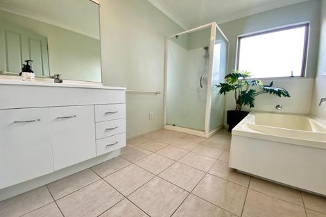Photo of property in 51 Queen Street, Pukekohe, 2120