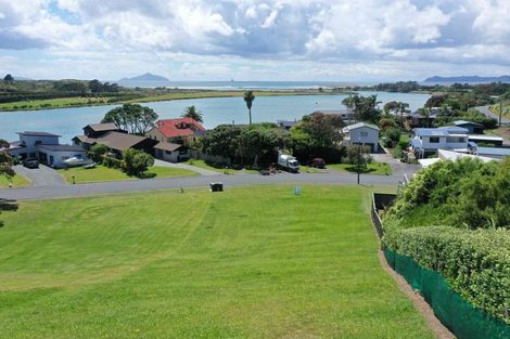 Photo of property in 15 Riverview Place, Waipu, 0582