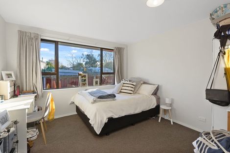 Photo of property in 30 Auburn Avenue, Upper Riccarton, Christchurch, 8041