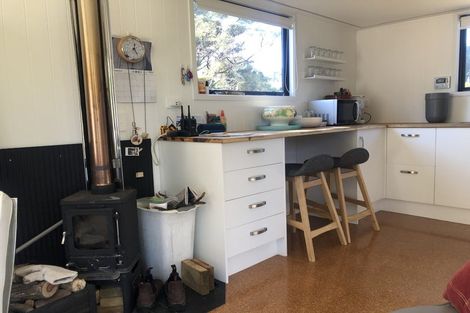 Photo of property in 25 Awaroa Bay (beach), Awaroa Bay, Takaka, 7183