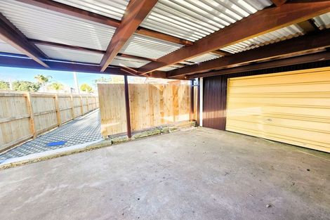Photo of property in 26 Tamaki Bay Drive, Pakuranga, Auckland, 2010