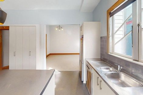 Photo of property in 9 Hereford Street, West End, Palmerston North, 4410