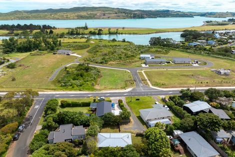 Photo of property in 120 Wainui Road, Raglan, 3225