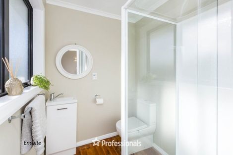 Photo of property in 63 Kashmir Avenue, Clouston Park, Upper Hutt, 5018