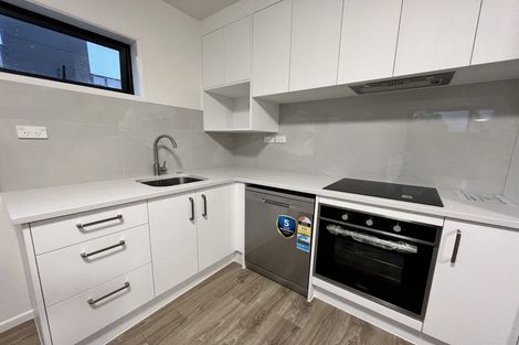 Photo of property in 1/43b Waimumu Road, Massey, Auckland, 0614