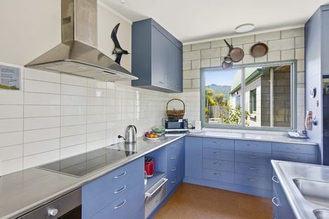 Photo of property in 171 Paetawa Road, Peka Peka, Waikanae, 5391