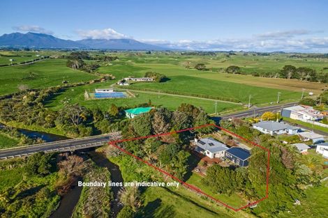 Photo of property in 6929 South Road, Warea, New Plymouth, 4381