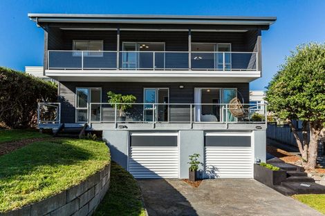 Photo of property in 16 Manly Street, Paraparaumu Beach, Paraparaumu, 5032
