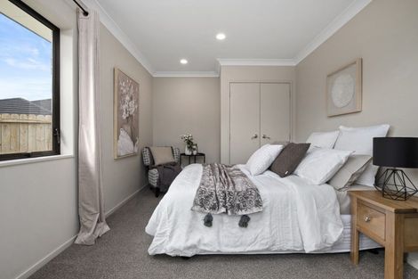 Photo of property in 27 Greig Place, Pukekohe, 2120