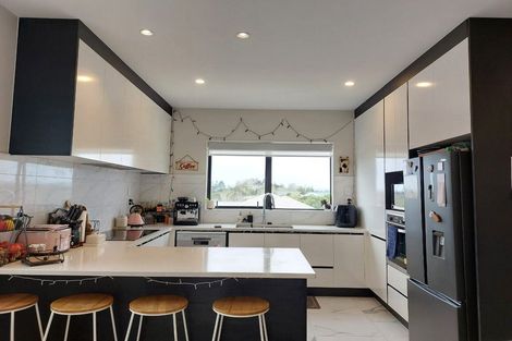 Photo of property in 18 Rural View Terrace, Pukekohe, 2120