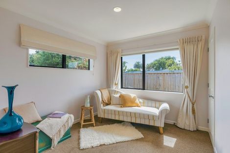 Photo of property in 8 Ian Peter Way, Otaki, 5512