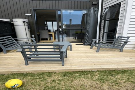 Photo of property in 2a Finnerty Avenue, Bucklands Beach, Auckland, 2014