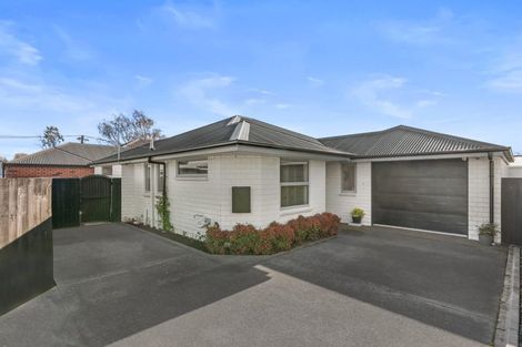 Photo of property in 3/502 Harewood Road, Harewood, Christchurch, 8051