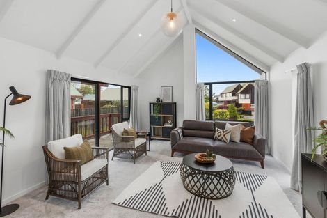 Photo of property in 9 Ringwood Place, Avonhead, Christchurch, 8042