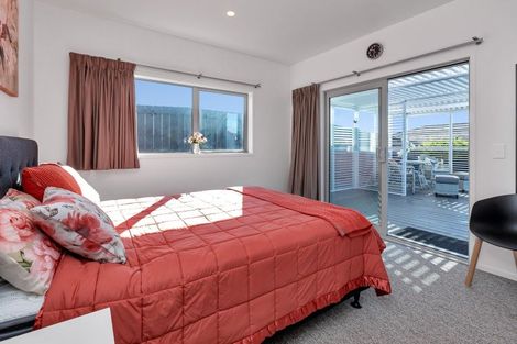 Photo of property in 11 Sea Dune Place, Ruakaka, 0116