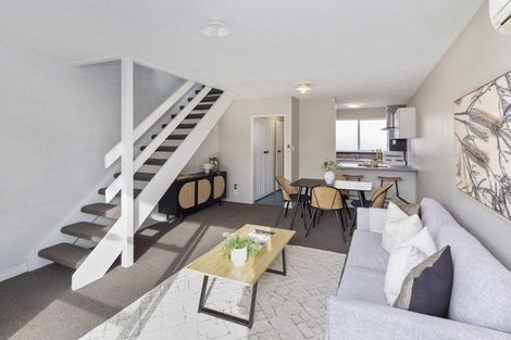 Photo of property in 4/30 Epsom Road, Sockburn, Christchurch, 8042