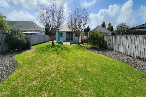 Photo of property in 7 Clovelly Street, Brooklands, New Plymouth, 4310