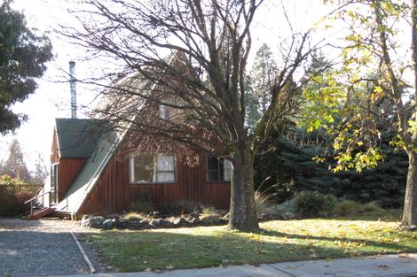 Photo of property in 8 Sargood Drive, Wanaka, 9305