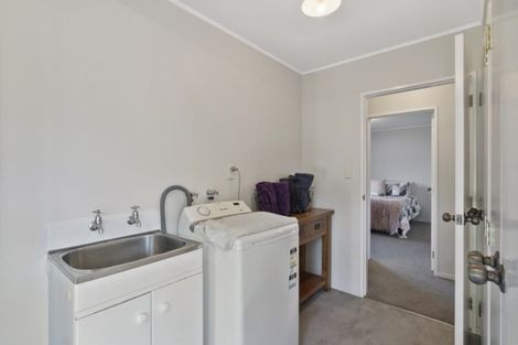 Photo of property in 16 Prospect Place, Western Heights, Hamilton, 3200