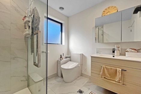 Photo of property in 2/12 Biddle Crescent, Taita, Lower Hutt, 5011