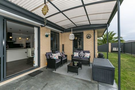 Photo of property in 6 Karoola Place, Havelock North, 4130