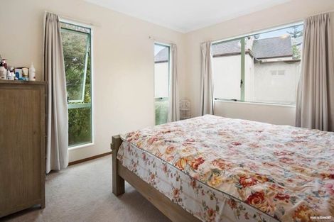 Photo of property in 17a Arirang Rise, Pinehill, Auckland, 0632