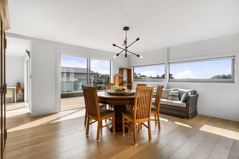 Photo of property in 24 Beach Road, Castor Bay, Auckland, 0620