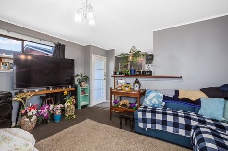 Photo of property in 35 Power Street, Levin, 5510