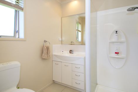 Photo of property in 3 Stenning Place, Papamoa Beach, Papamoa, 3118