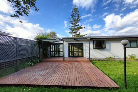 Photo of property in 99 Nile Road, Milford, Auckland, 0620