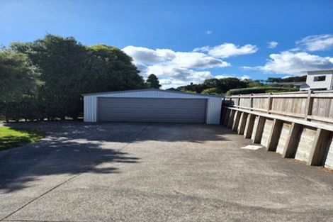 Photo of property in 1185 South Road, Oakura, 4314