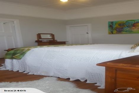 Photo of property in 37 Harrison Street West, Featherston, 5710