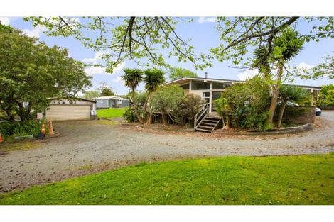 Photo of property in 351 Main Road, Huapai, Kumeu, 0810