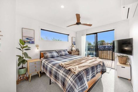 Photo of property in 5 Beach Crescent, Waikuku Beach, 7473