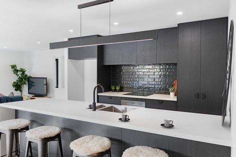 Photo of property in 7 Tapley Close, Halfway Bush, 9010