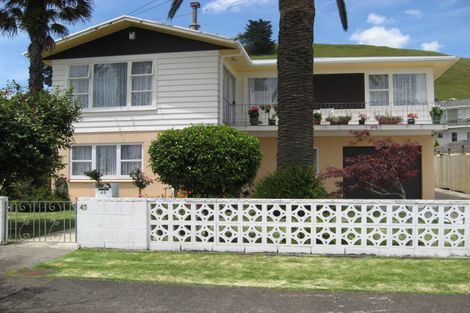 Photo of property in 45 Taylor Road, Mangere Bridge, Auckland, 2022
